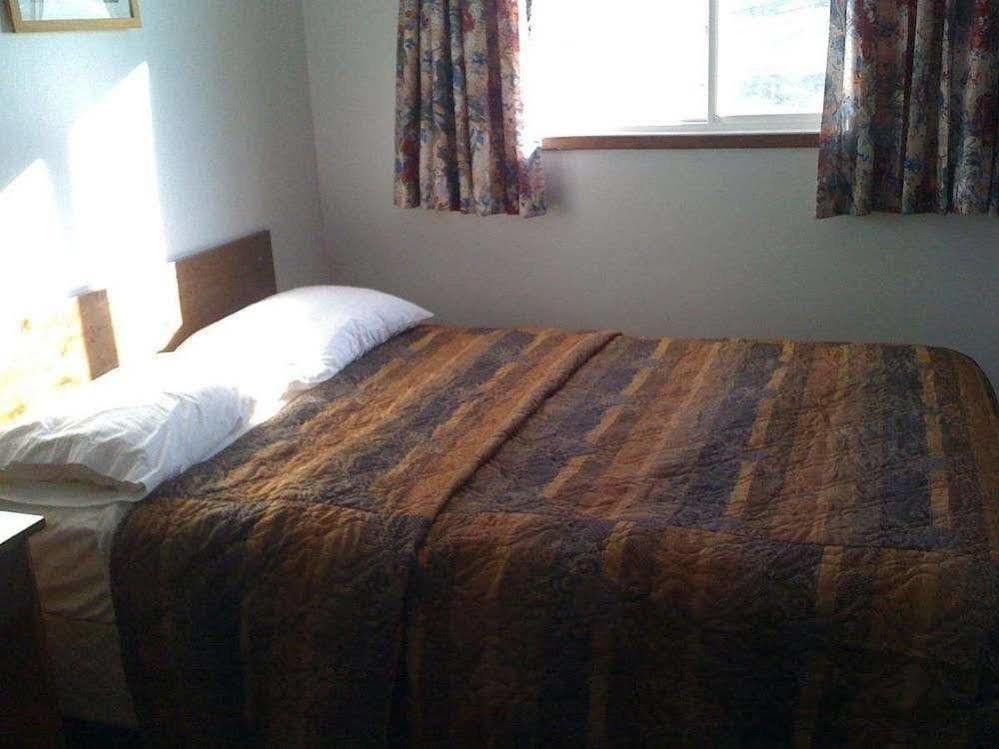 木索敏汽车旅馆 Moosomin 外观 照片